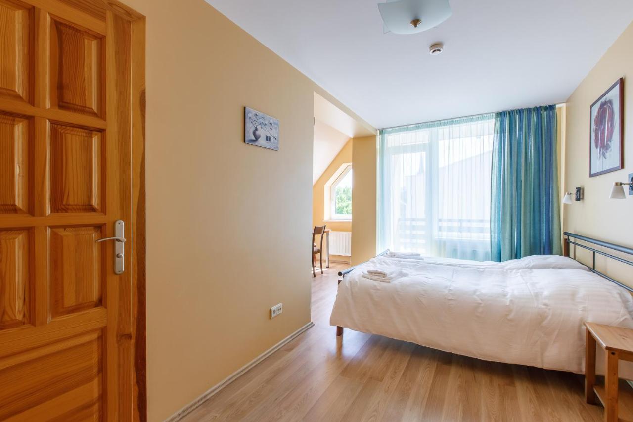 Viesbutis Prie Fontano Hotel Palanga Buitenkant foto