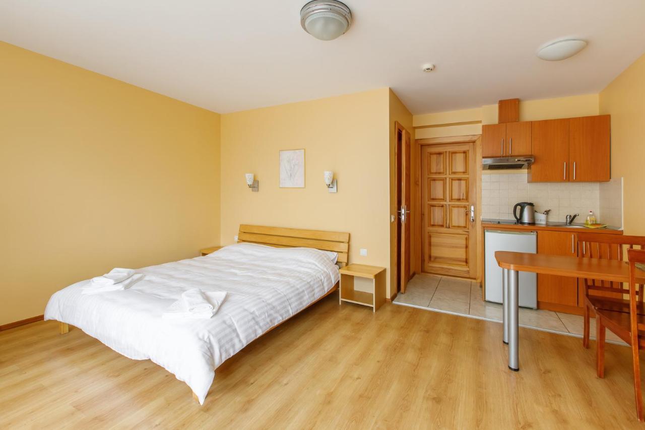 Viesbutis Prie Fontano Hotel Palanga Buitenkant foto