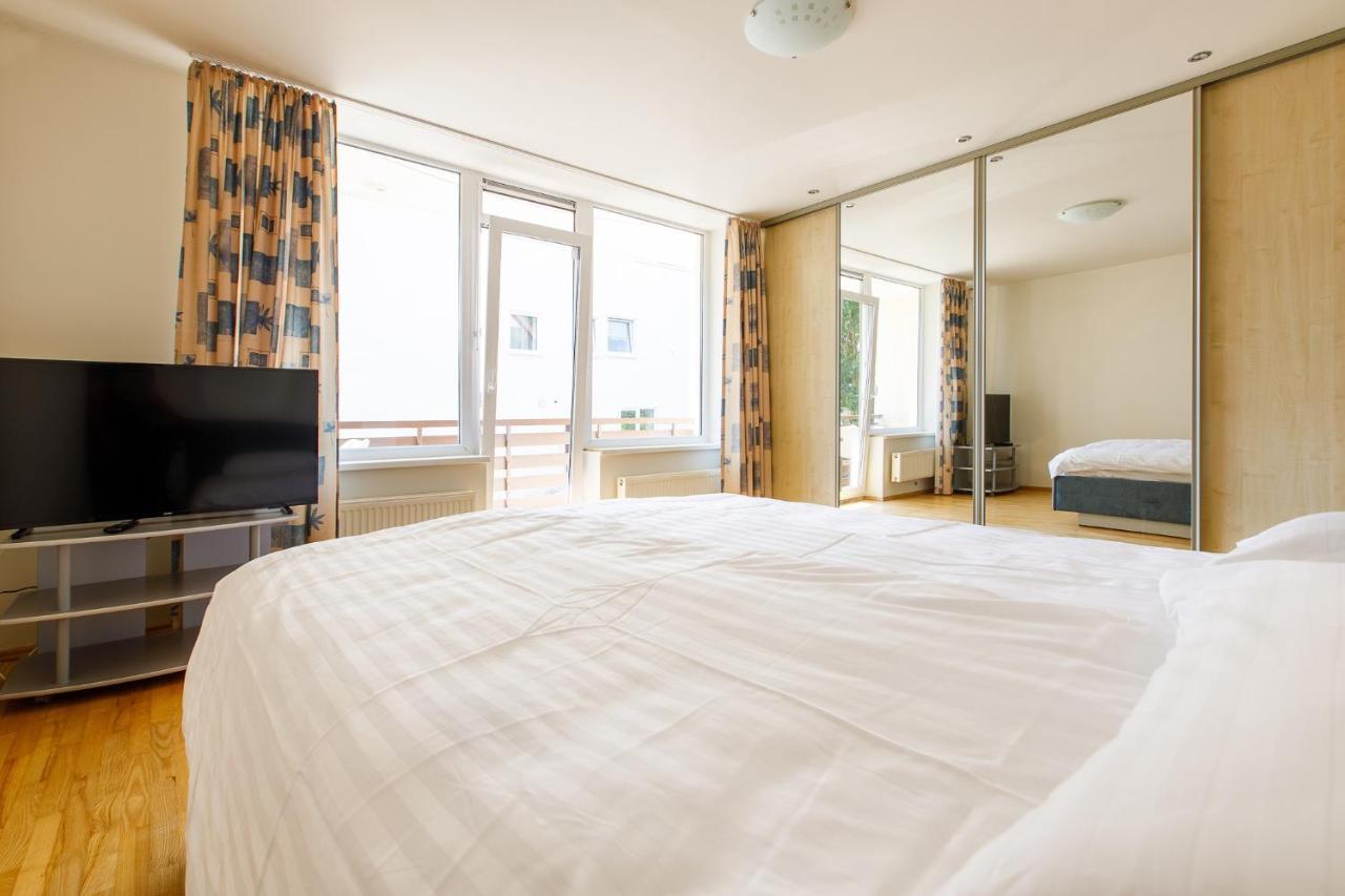 Viesbutis Prie Fontano Hotel Palanga Buitenkant foto